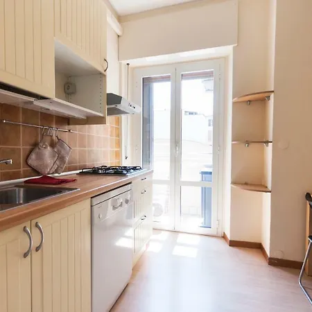 شقة Modern In De Angeli ميلان